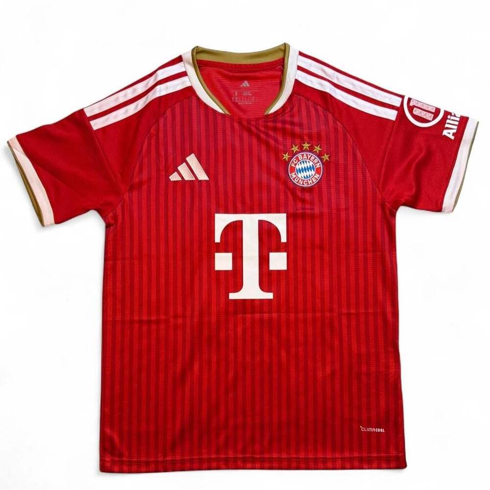 Adidas Bayern Munich 2026/27 Home Jersey Harry Kane 9 Size Small NWT